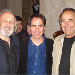 com Montxo Armendáriz y Serrat en los Premios Terenci Moix, Barcelona 2006